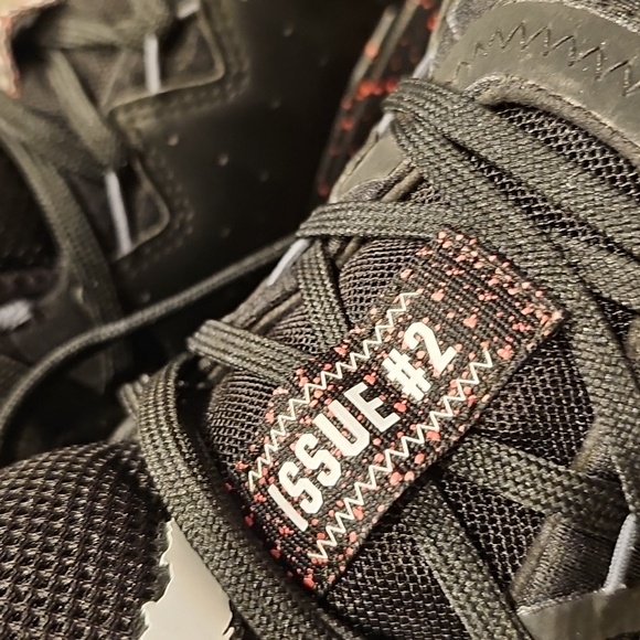 STUNNING ADIDAS D.O.N Issue 2 VENOM MARVEL SHOES main image 5
